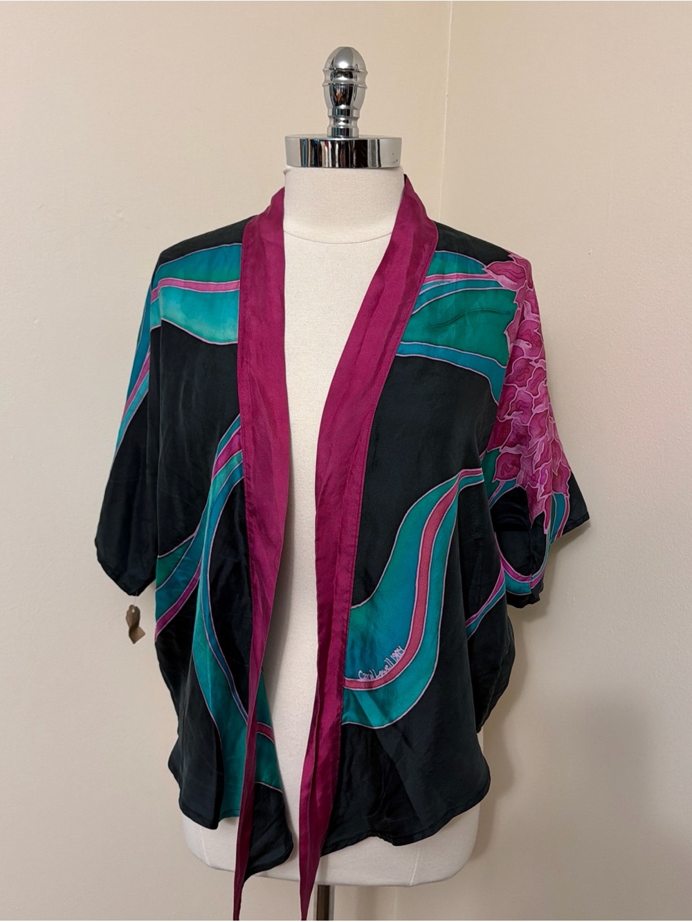 Gorgeous Vintage Hand Painted Silk Top M